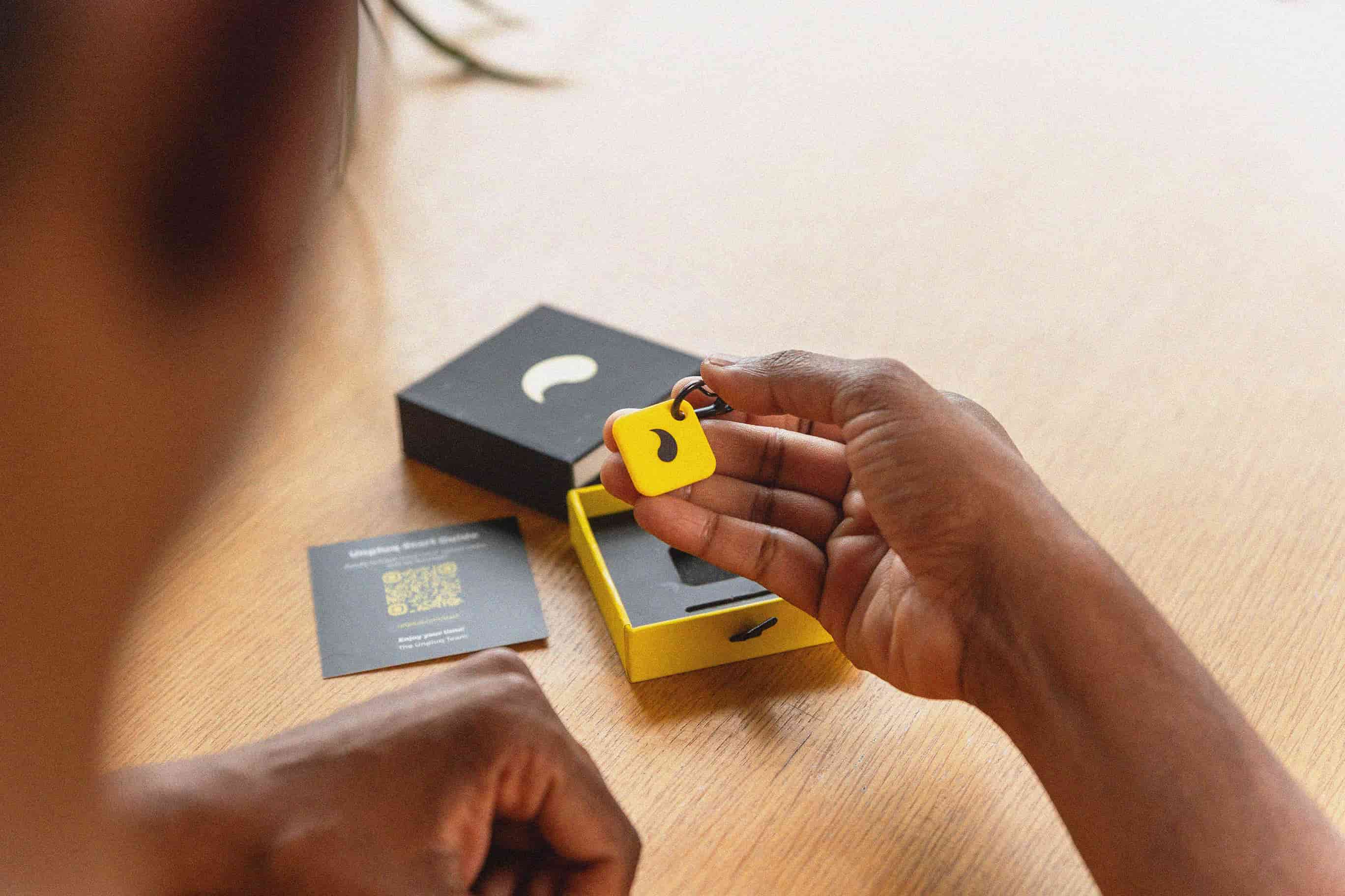 Unpluq Tag out of box